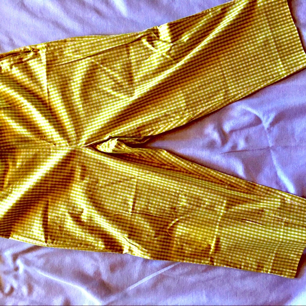 Jones & Co side zip gingham Capri pants